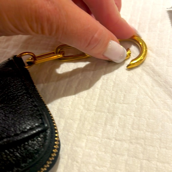 Compact Burberry  wallet with attached keychain. - Picture 10 of 10